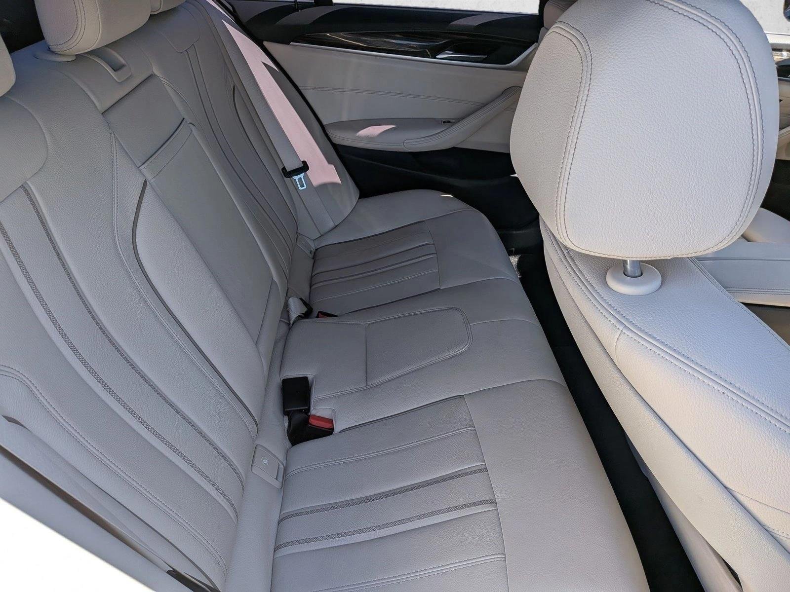 Used 2018 Glacier Silver Metallic BMW 530i image 19