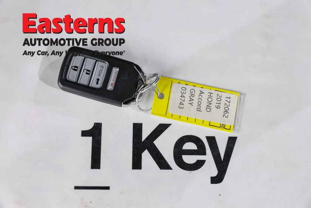 Used 2019 Gray Honda LX image 6