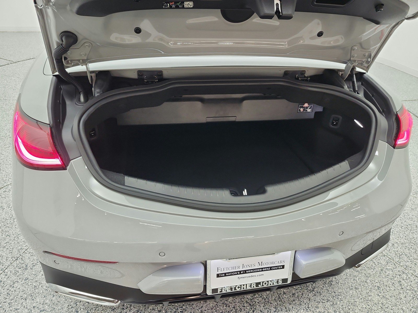 Certified Used 2024 MANUFAKTUR Alpine Grey Metallic Mercedes-Benz CLE 450 4MATIC® Cabriolet image 20