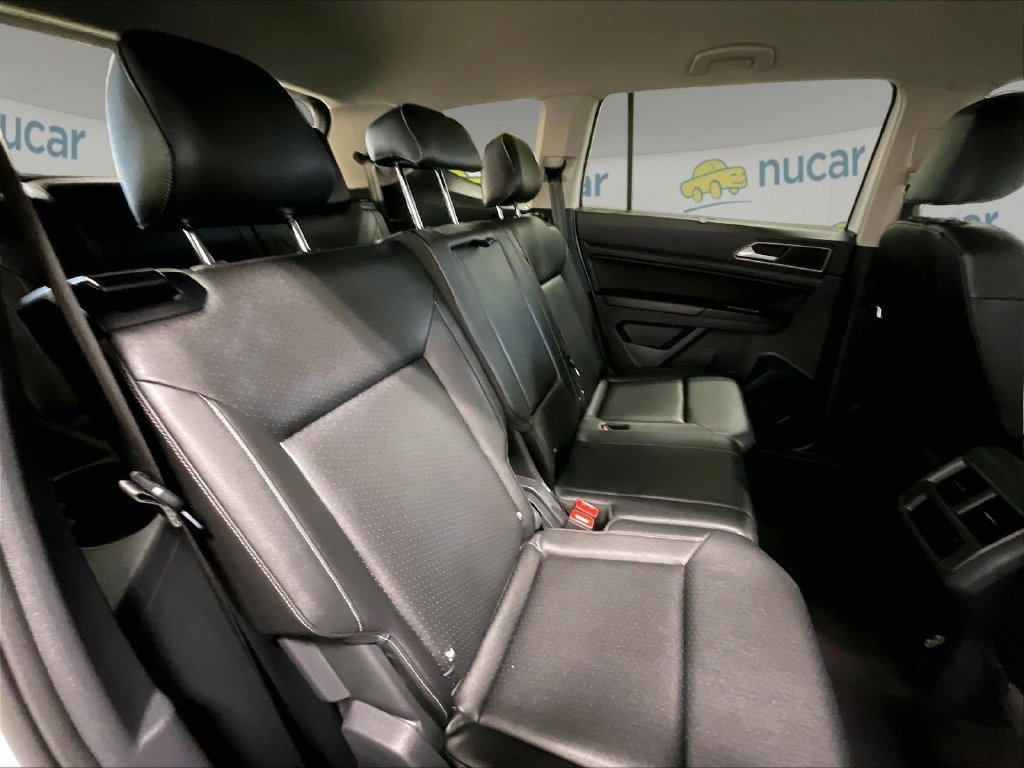 Used 2019 White Volkswagen 3.6L V6 SE image 16
