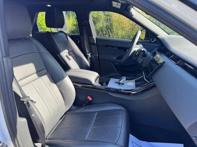 Certified Used 2024 Fuji White Land Rover S image 20