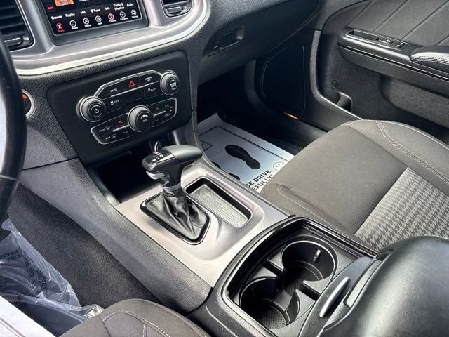 Used 2019 B5 Blue Pearlcoat Dodge SXT image 18