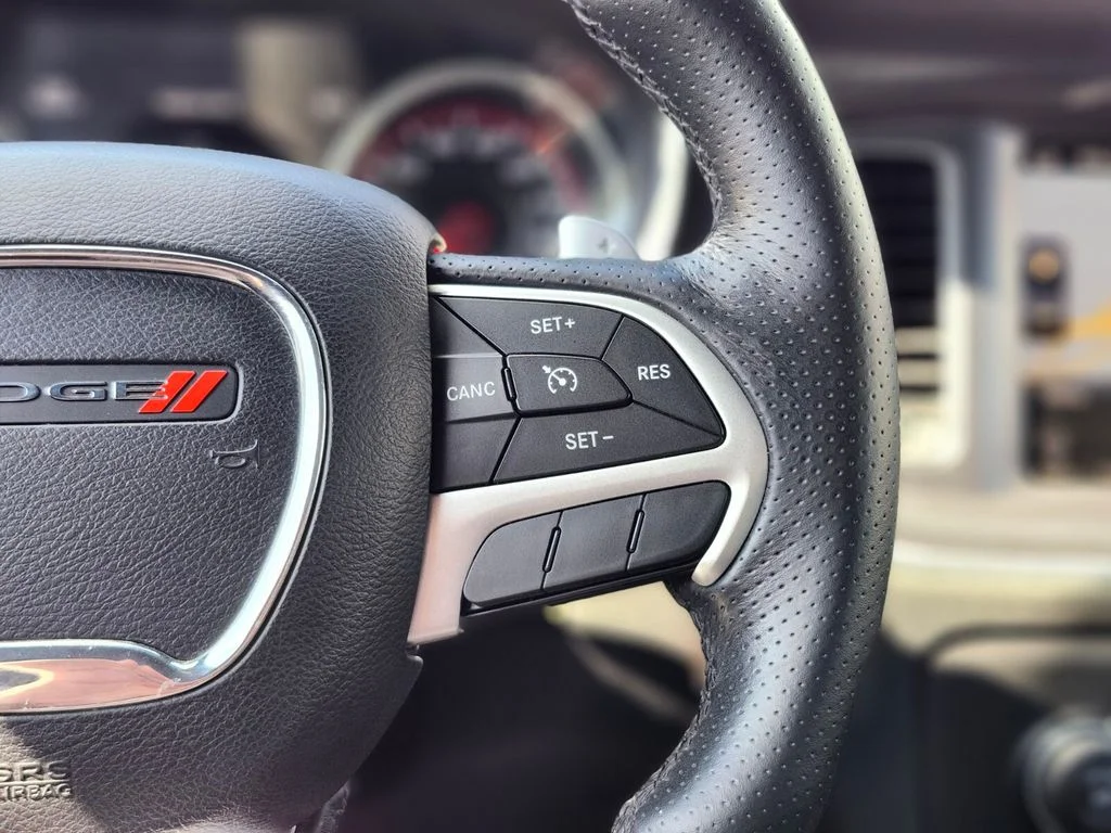 Used 2015 White Dodge R/T Scat Pack image 28