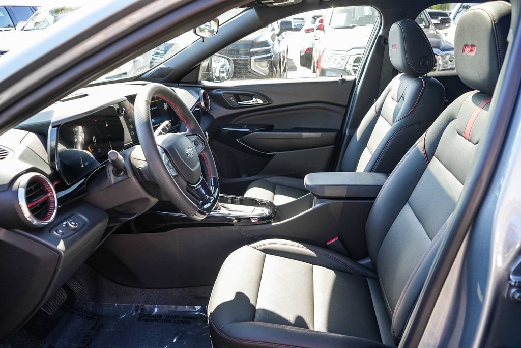 2026 Chevrolet Trax RS - Photo 16