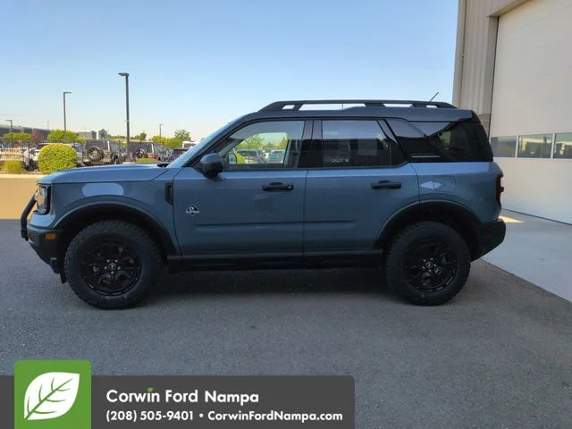 New 2026 Azure Gray Metallic Ford Outer Banks image 6