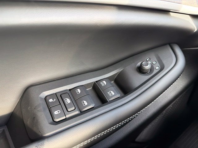 New 2027 High-Gloss Black Paint Jeep Laredo Altitude image 21