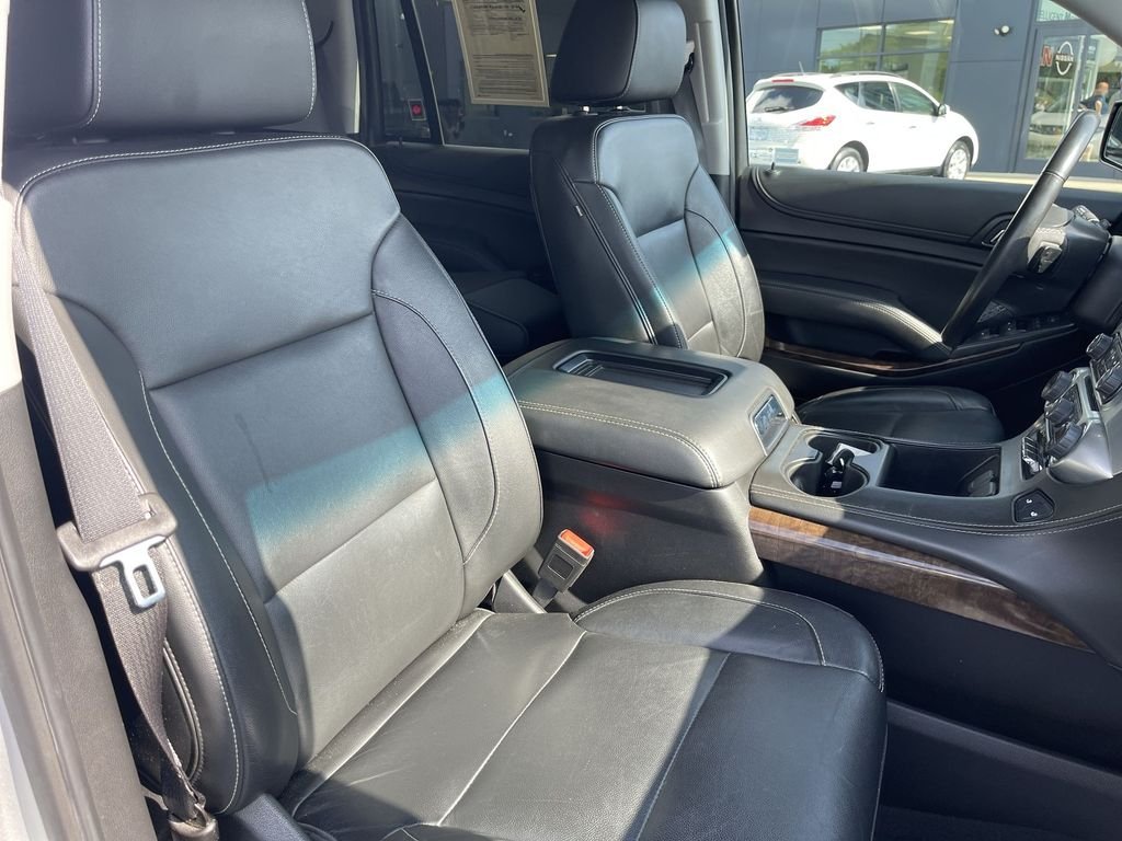 Used 2020 Silver Chevrolet LT image 29