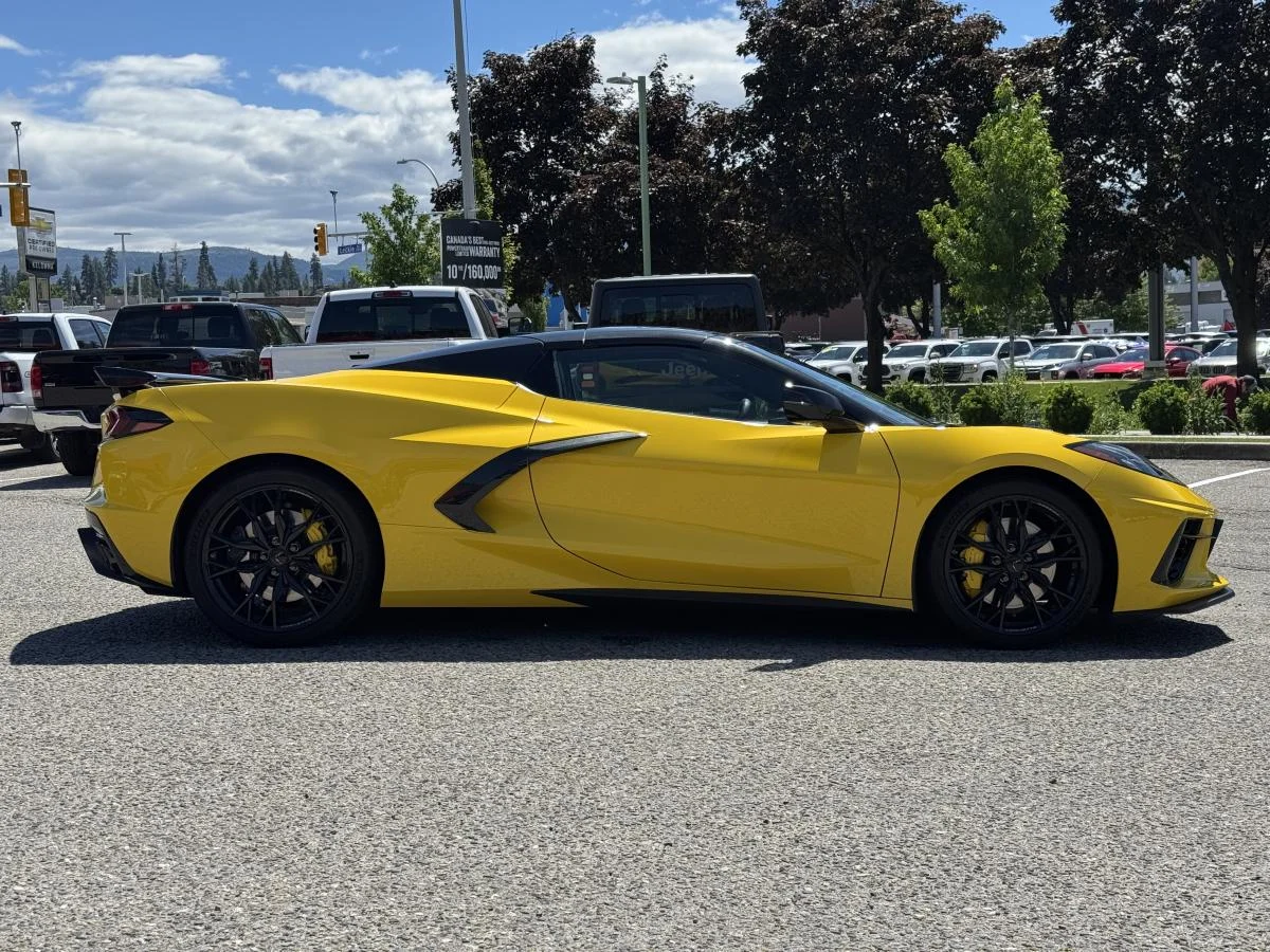 Used 2025 Yellow Chevrolet 3LT image 5