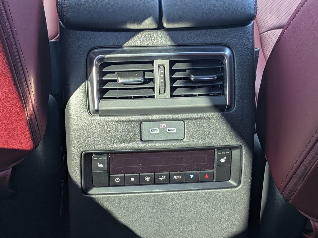 2026 Mazda CX-70 Premium Package - Photo 13