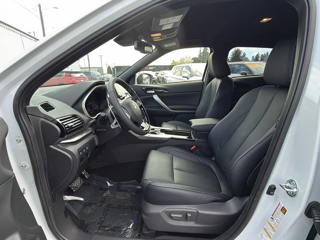 New 2026 White Diamond Mitsubishi SEL AWD image 11