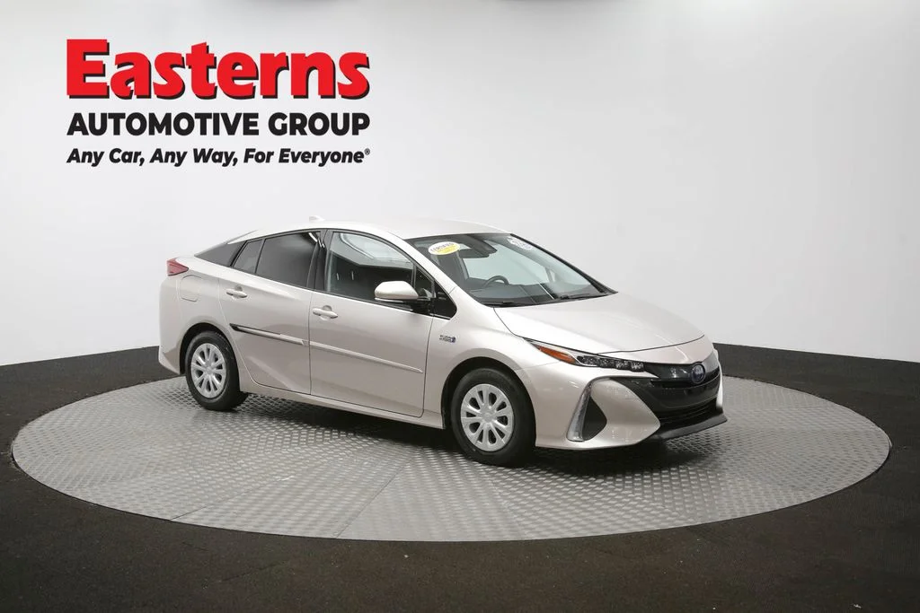 Used 2020 Gray Toyota XLE image 46