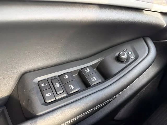New 2027 Black Jeep Laredo Altitude image 21
