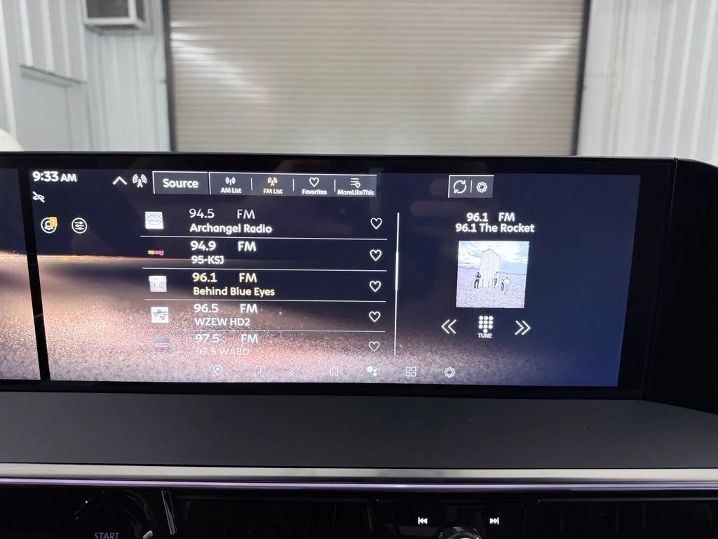 New 2027 RADIANT WHITE INFINITI Sport 4WD image 24