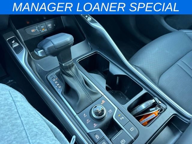 2025 Kia Sorento S - Photo 23