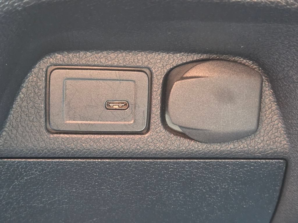 Used 2026 Grey White Mercedes-Benz Passenger 170 WB image 12