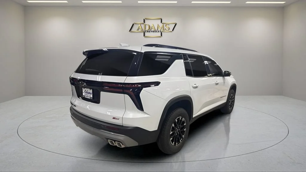 New 2026 Polar White Tricoat Chevrolet Z71 image 5