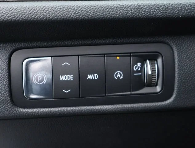 New 2026 Polar White Tricoat Chevrolet LT image 12