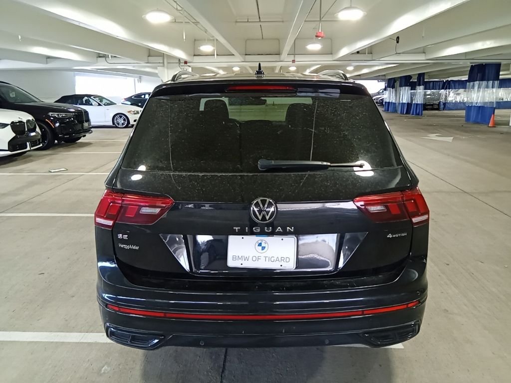 Used 2022 Deep Black Volkswagen 2.0T SE R-Line Black image 6