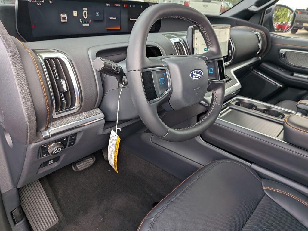New 2027 Glacier Gray Metallic Tri-Coat Ford Tremor® image 39