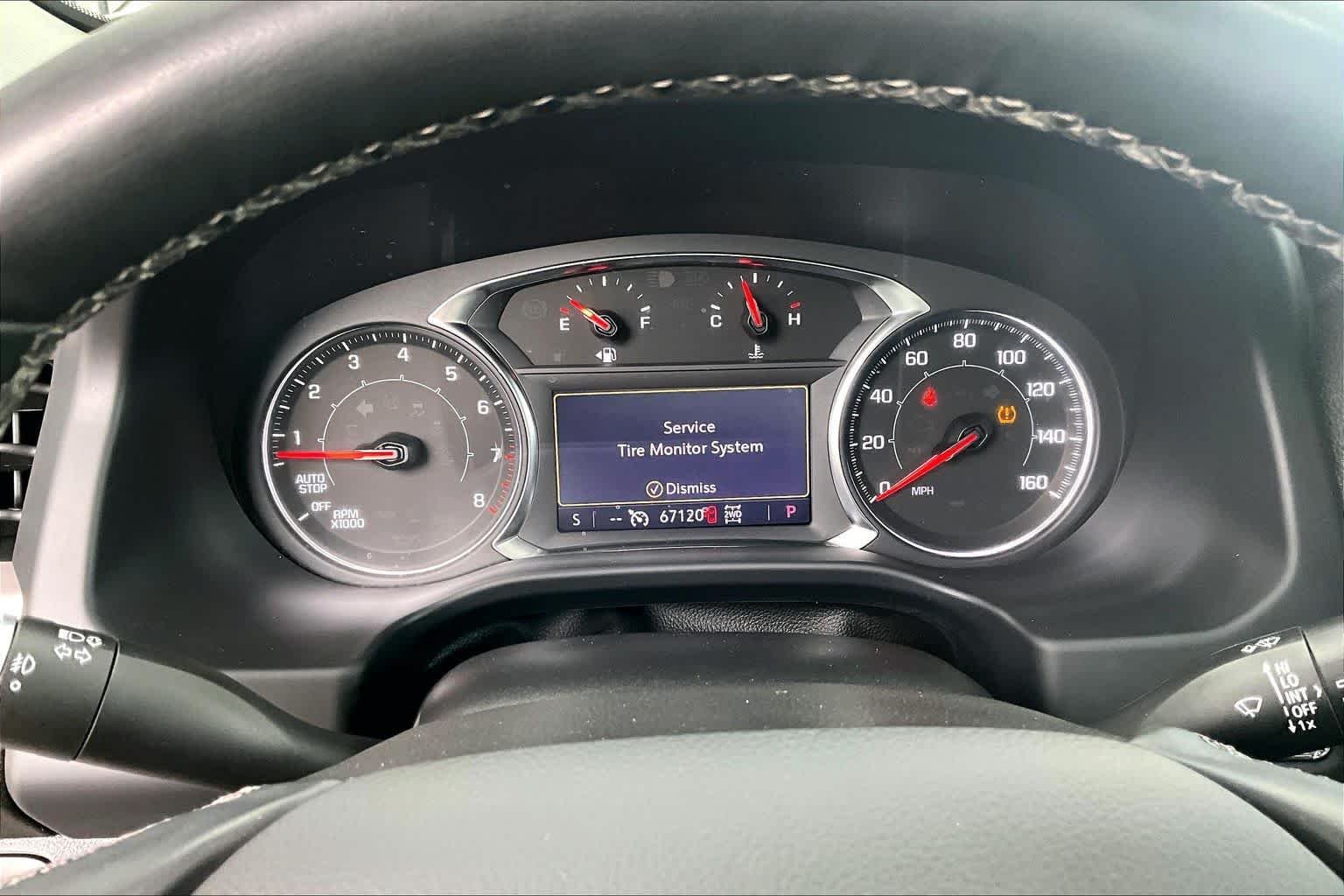 Used 2023 White Frost Tricoat GMC AT4 image 25