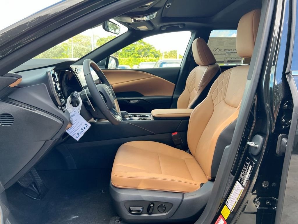 2026 Lexus RX 350h Premium - Photo 12