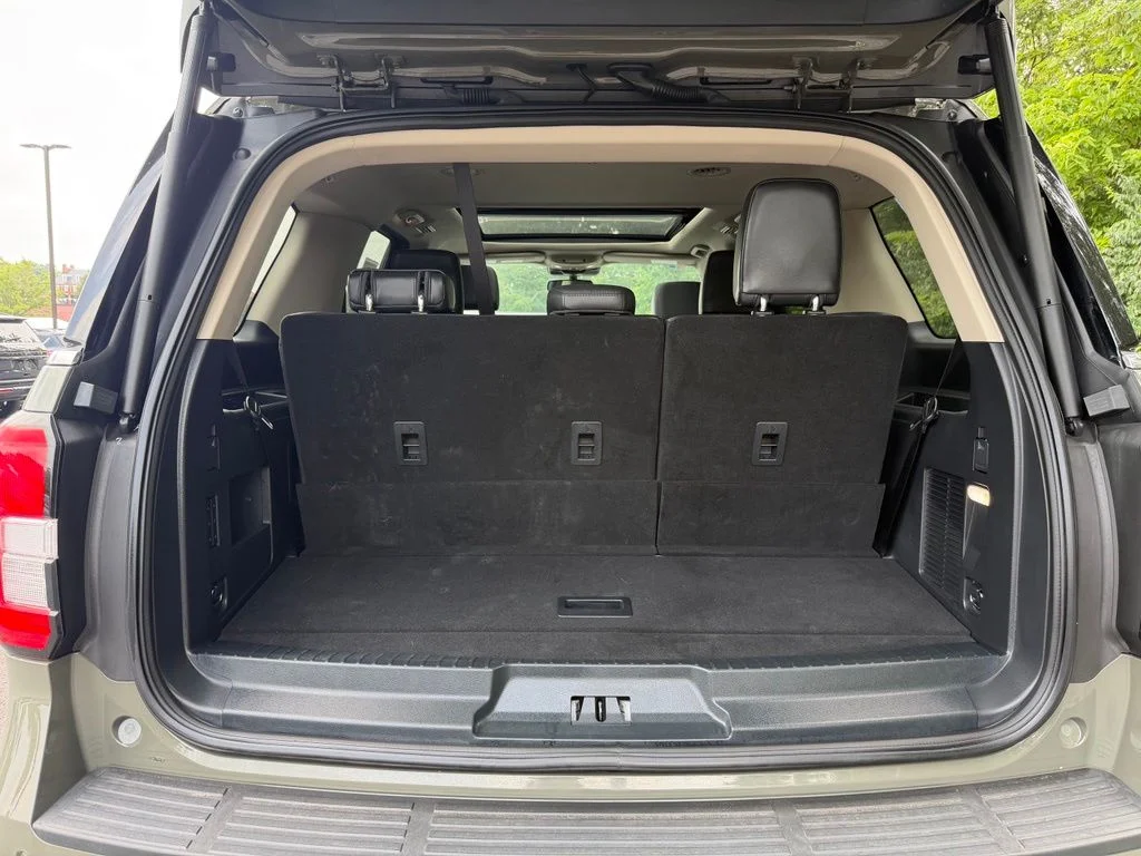Used 2024 Green Ford XLT image 24