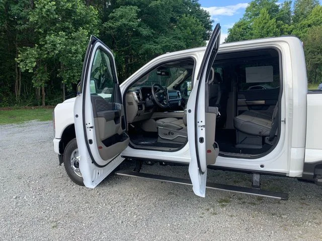 New 2026 White Ford F-350® Platinum® image 18