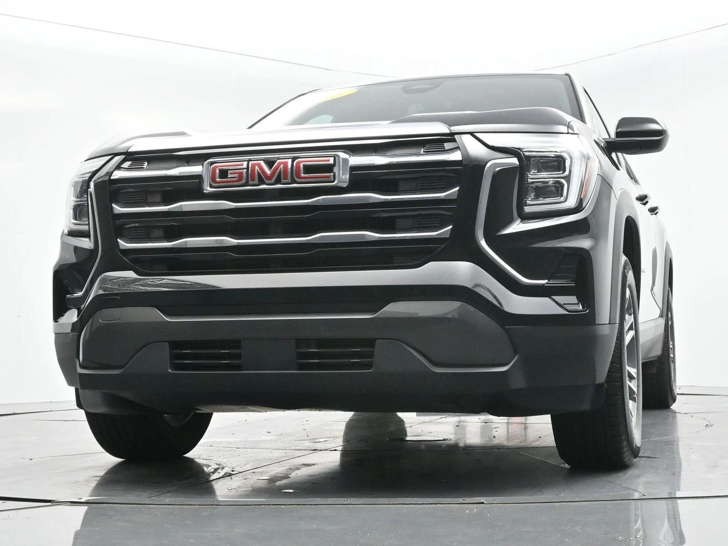 Used 2025 Ebony Twilight Metallic GMC Elevation image 43