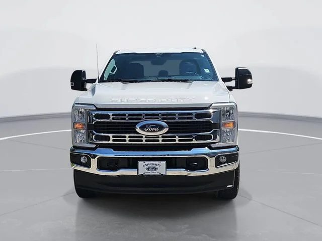 Used 2025 White Ford XLT image 8