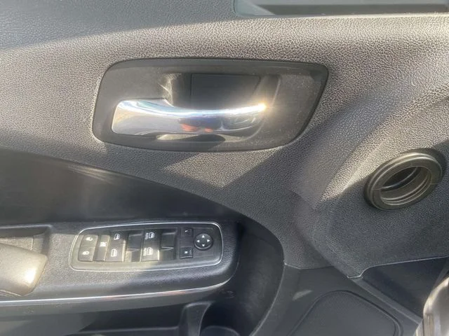 Used 2013 Silver Dodge SE image 13