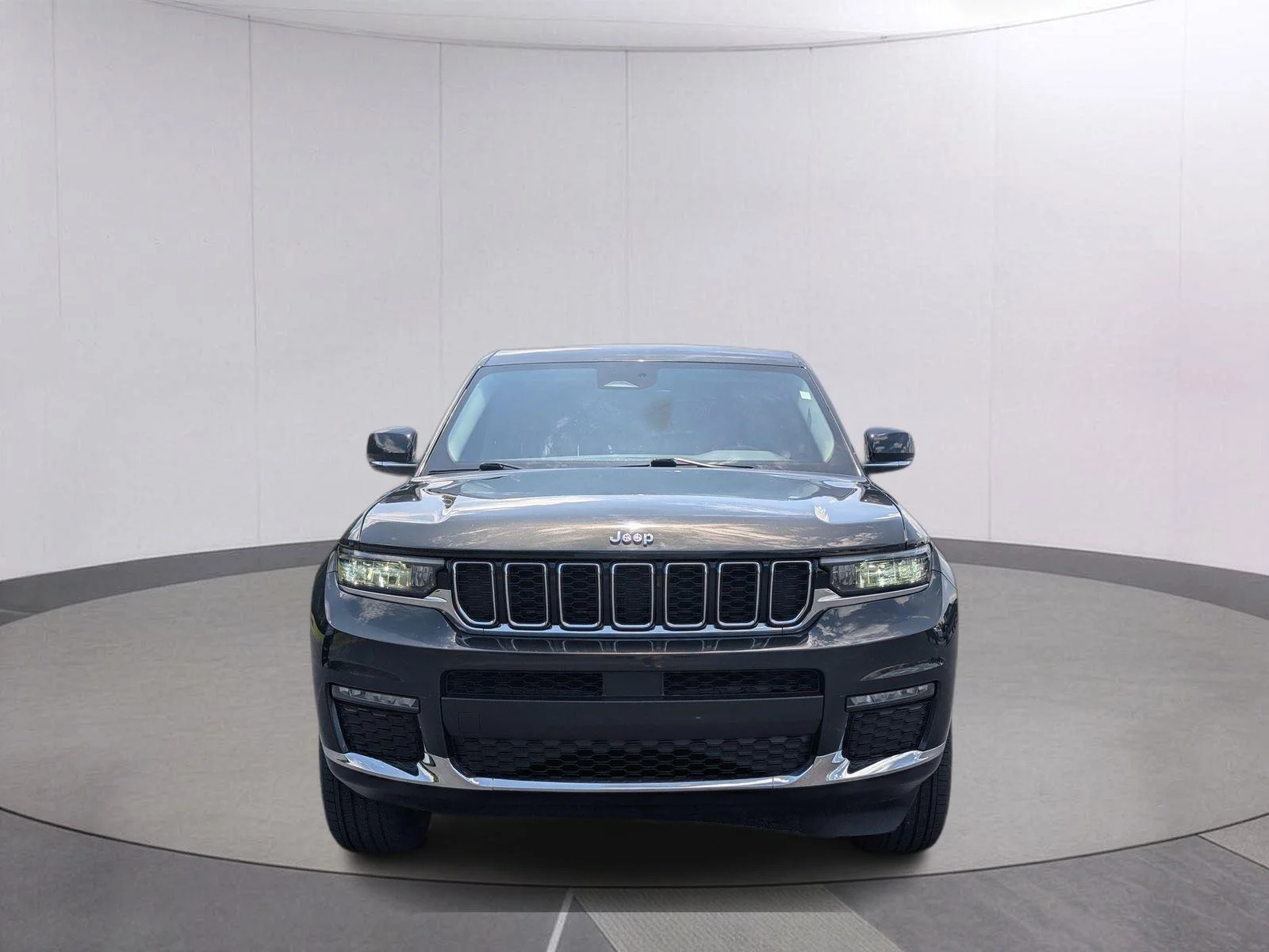 Used 2022 Rocky Mountain Pearlcoat Jeep Limited image 8