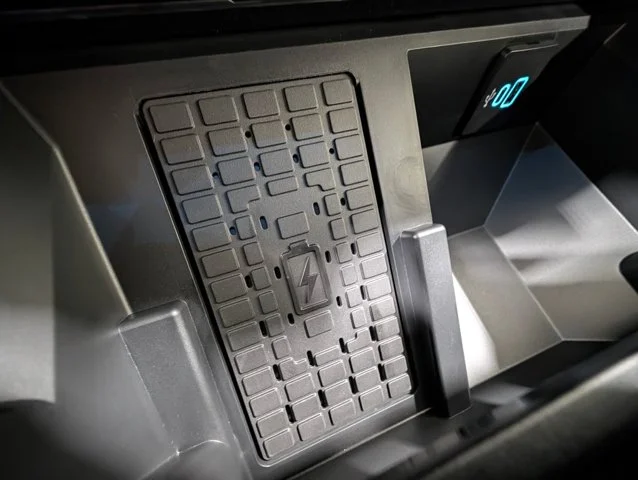 New 2026 Glacier Gray Metallic Tri-Coat Ford F-250® Lariat® image 47