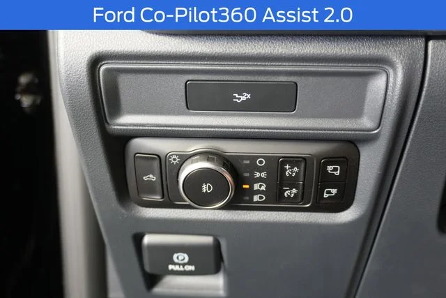 New 2026 Agate Black Metallic Ford XLT image 24