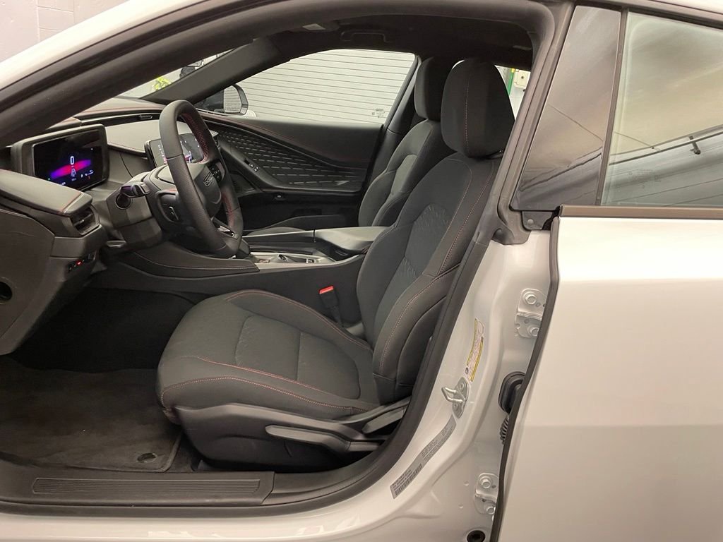 New 2026 White Knuckle Exterior Paint Dodge R/T image 18