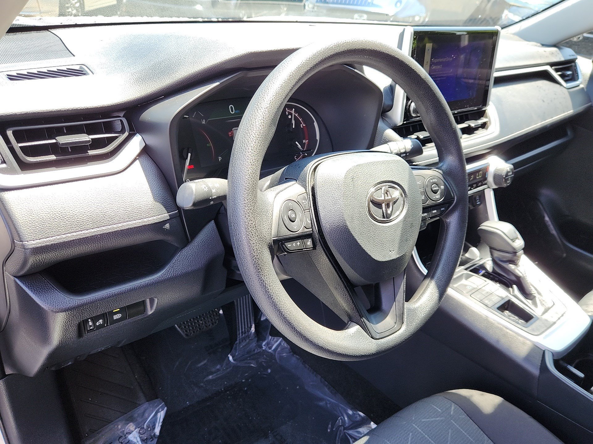 Certified Used 2025 Ice Cap Toyota XLE image 11