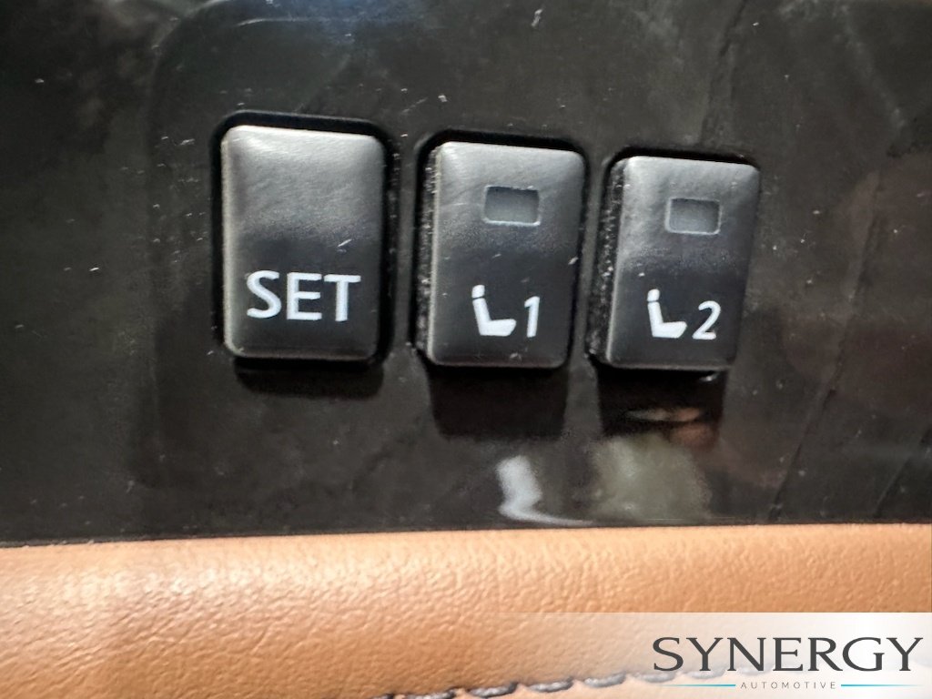 Certified Used 2024 Champagne Quartz INFINITI SENSORY image 23