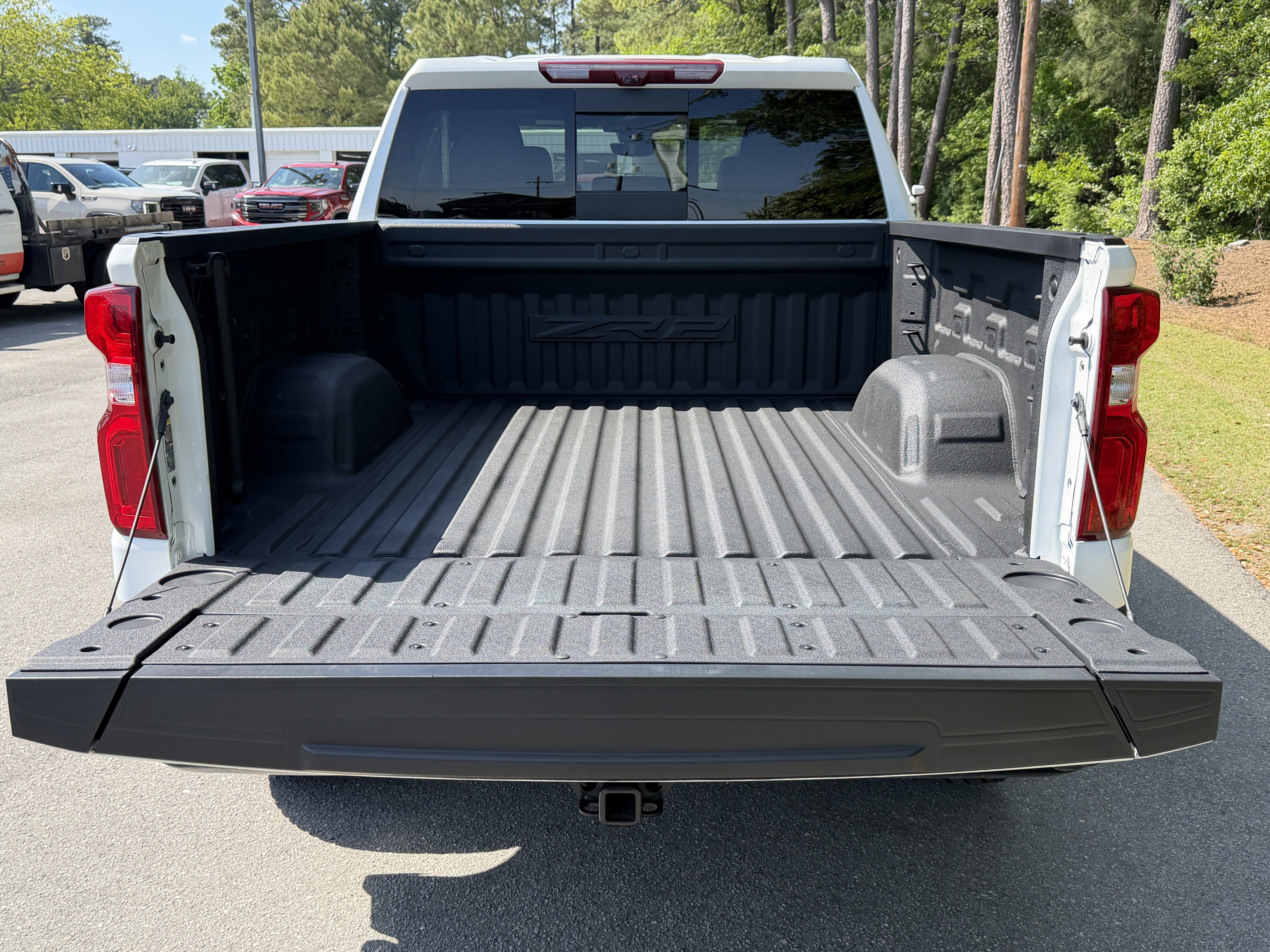 2024 Chevrolet Silverado 1500 ZR2 - Photo 4
