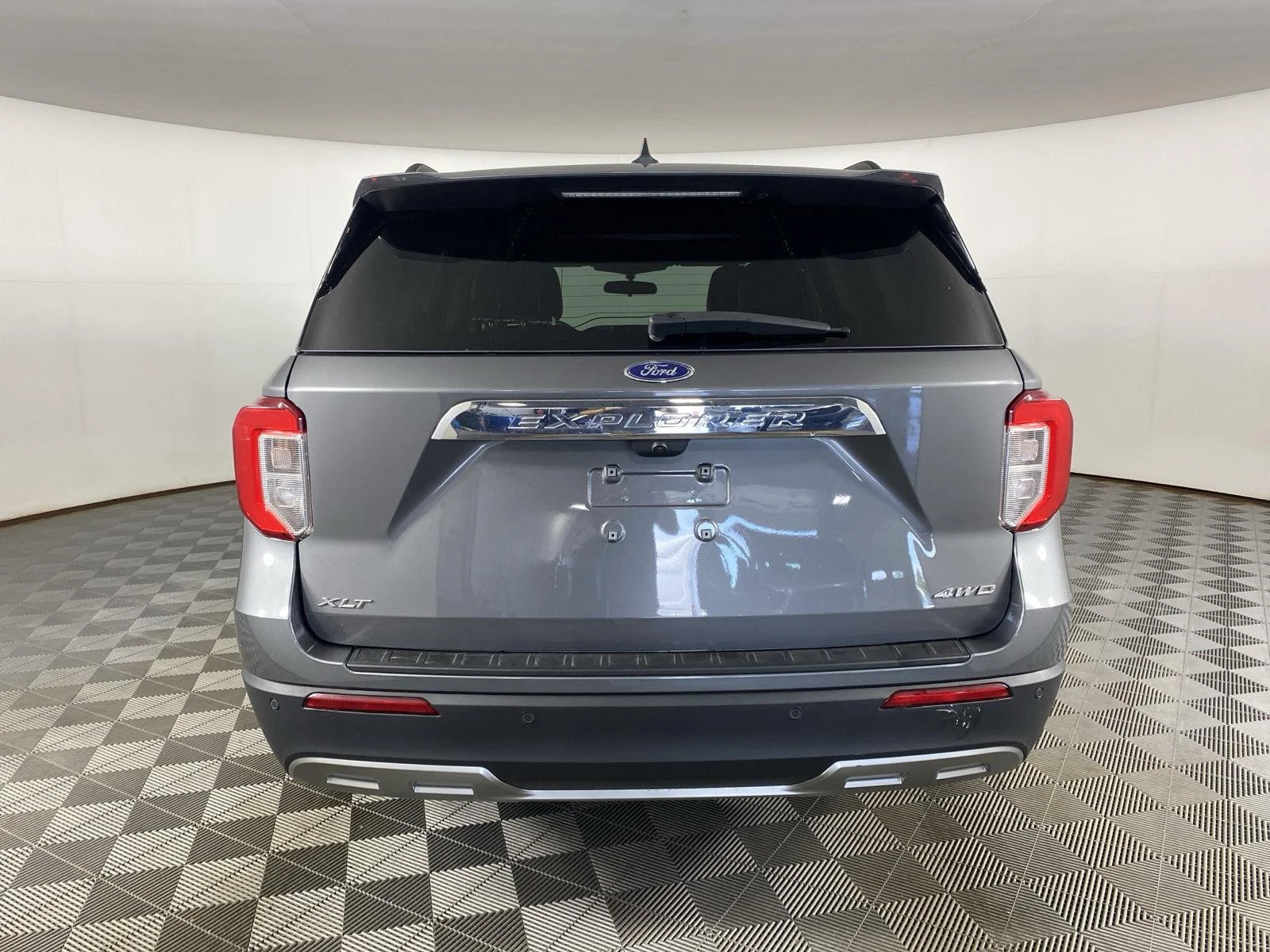 Used 2023 Carbonized Gray Ford XLT image 6