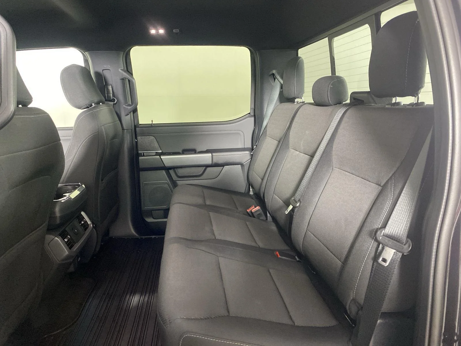 Used 2026 Agate Black Ford XLT image 25