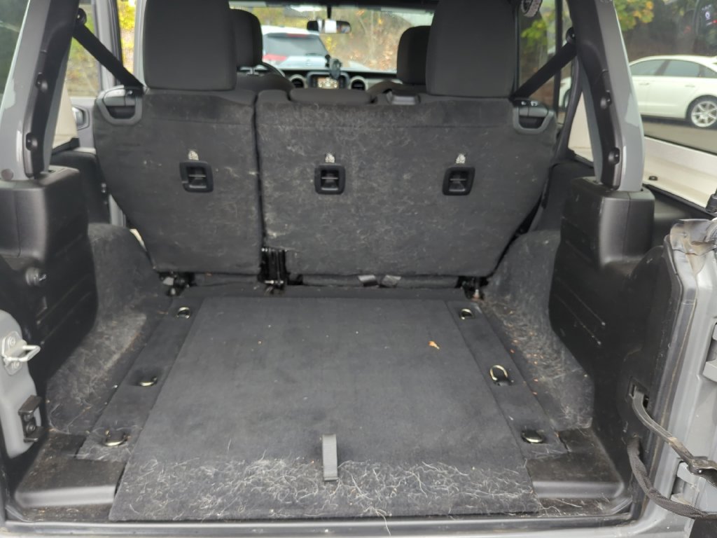 Used 2019 Gray Jeep Unlimited Sport S image 26