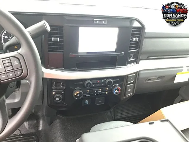 New 2026 Carbonized Gray Metallic Ford F-450® XLT image 17