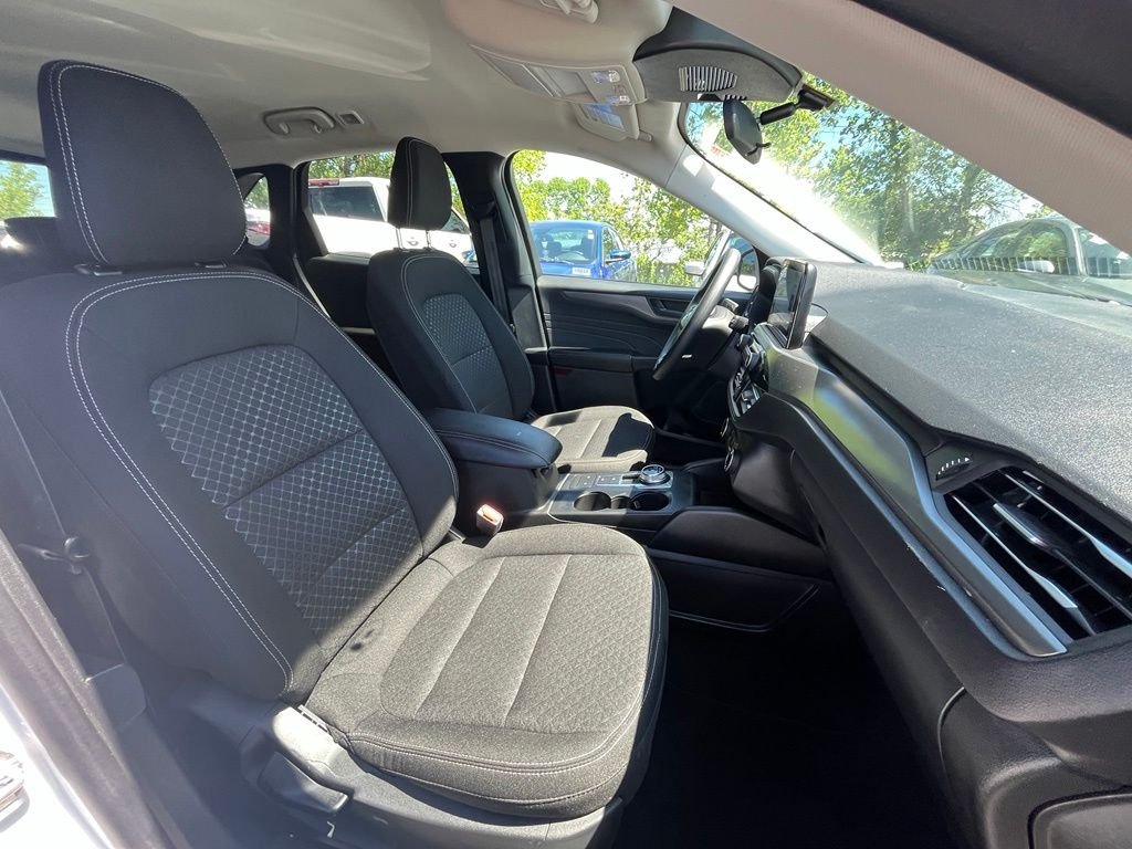 Used 2025 White Ford Active image 12