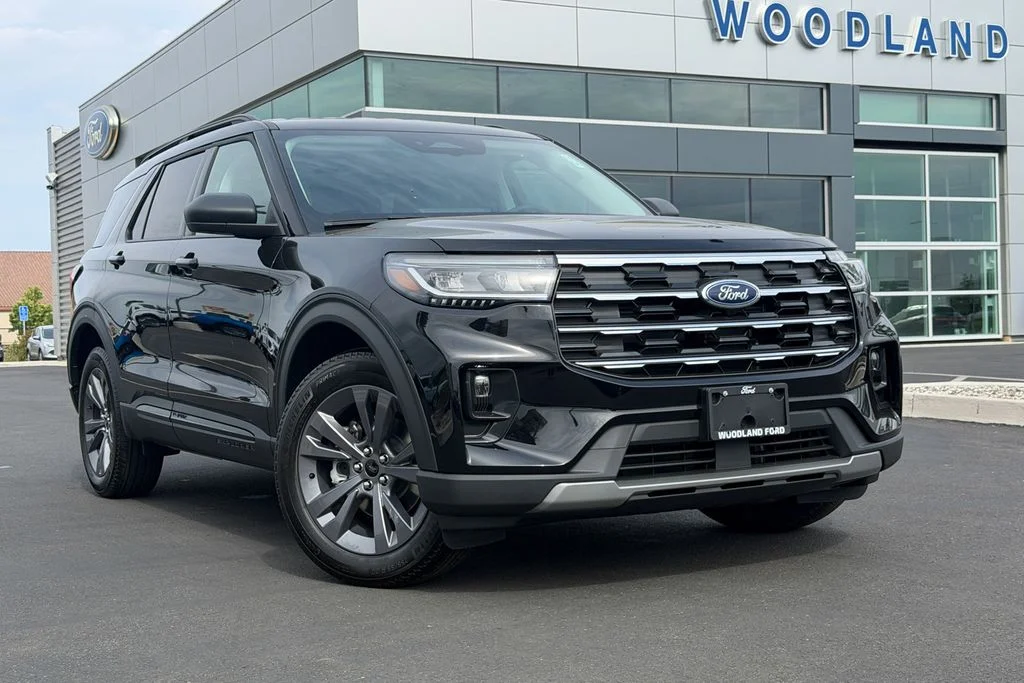 2026 Ford Explorer Active 4WD's photo