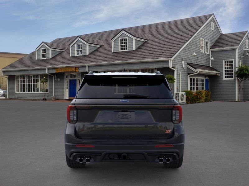 New 2026 Agate Black Metallic Ford ST image 5