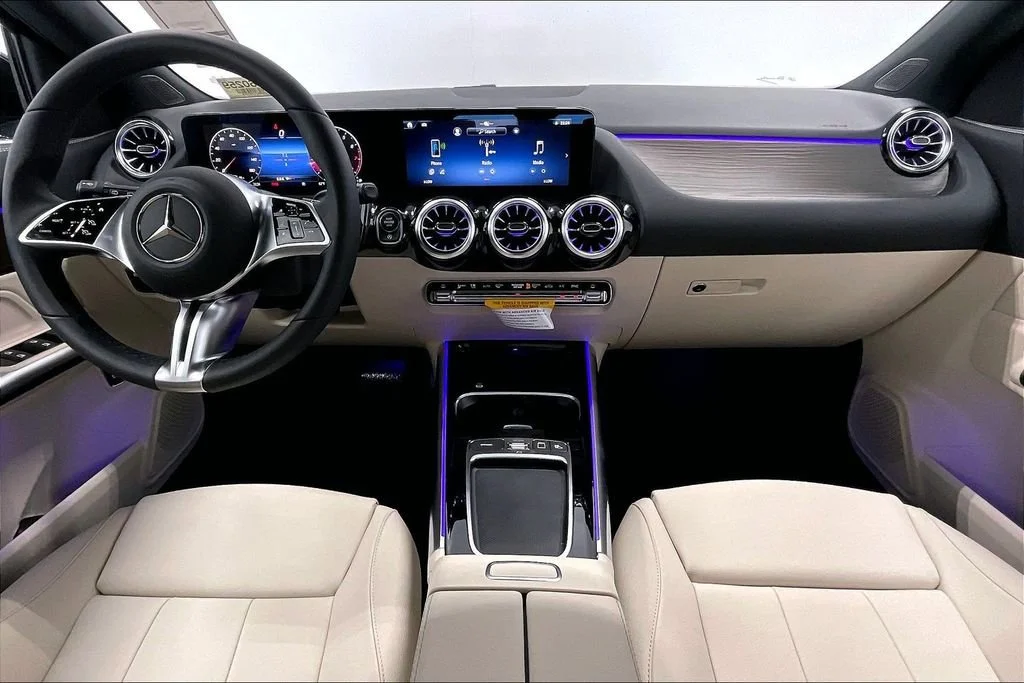 New 2026 Night Black Mercedes-Benz GLA 250 image 17