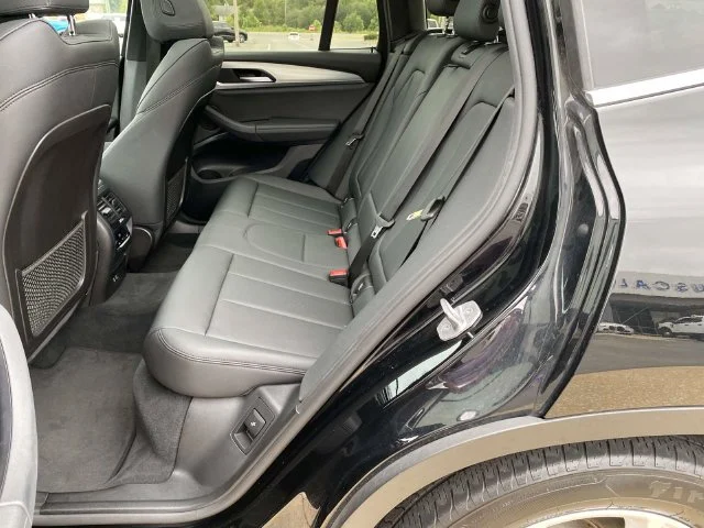 Used 2020 Black BMW sDrive30i image 10