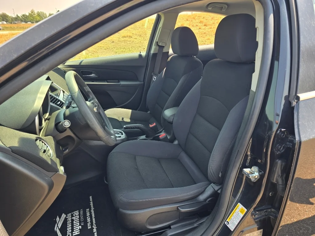 Used 2016 Black Granite Metallic Chevrolet LT image 13