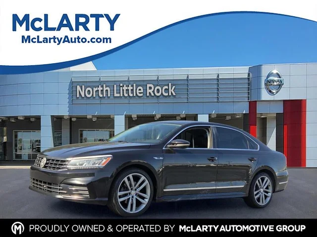 2017 Volkswagen Passat R-LINE W/COMFORT PKG