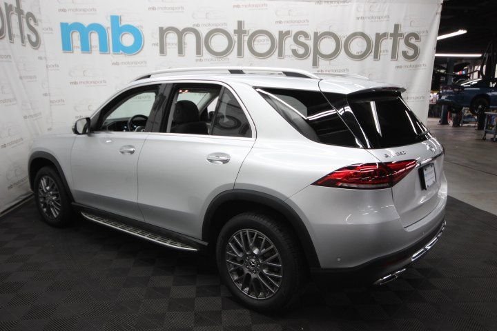 Used 2021 Silver Mercedes-Benz GLE 350 image 4