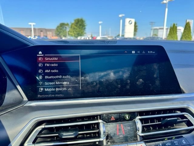 Used 2021 Carbon Black Metallic BMW xDrive40i image 18